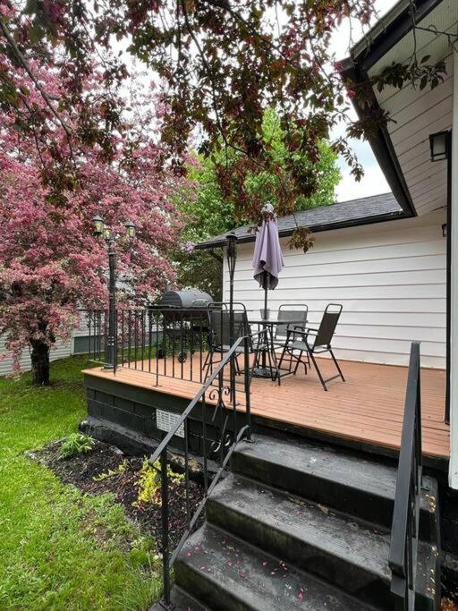 Cozy Chalet Near The Beach Shediac Exterior foto
